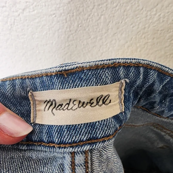 Madewell Curvy Perfect Vintage Flare - Delavan Wash - Picture 5 of 9